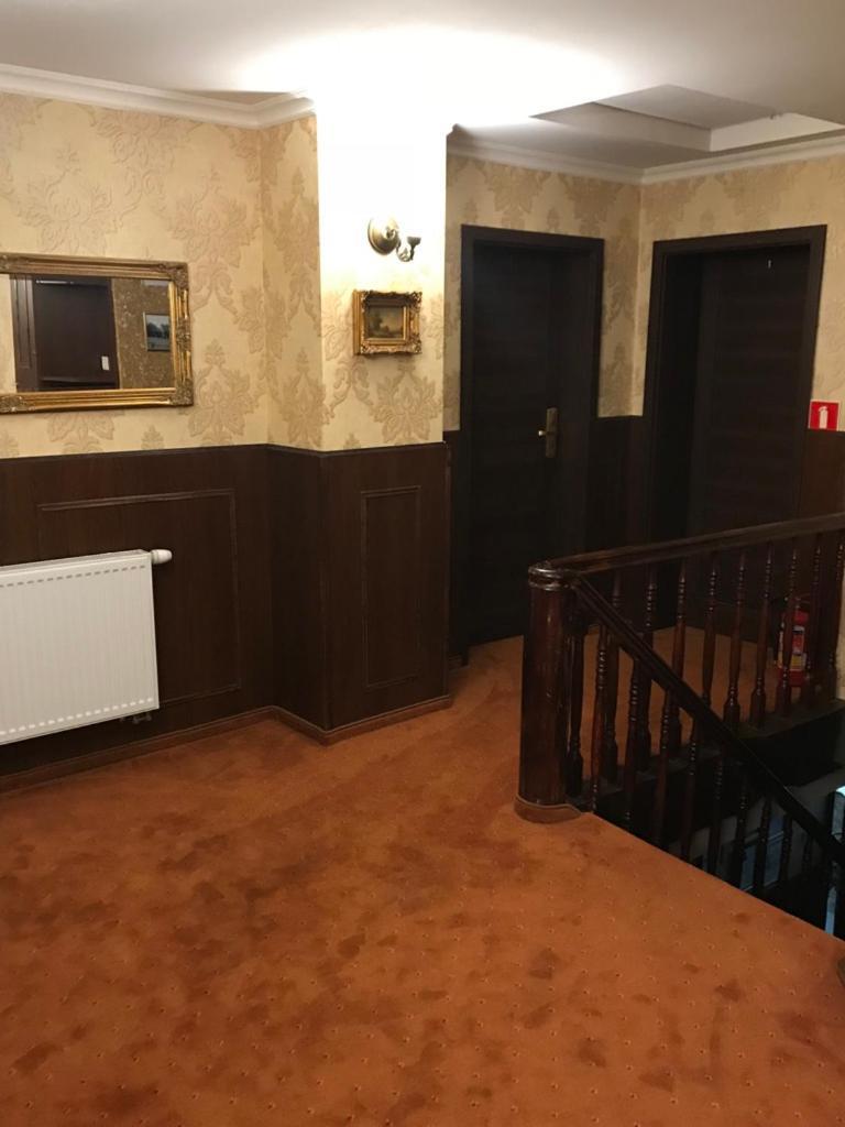 Hotel Restauracja Willa Radwan Aleksandrów Kujawski Esterno foto